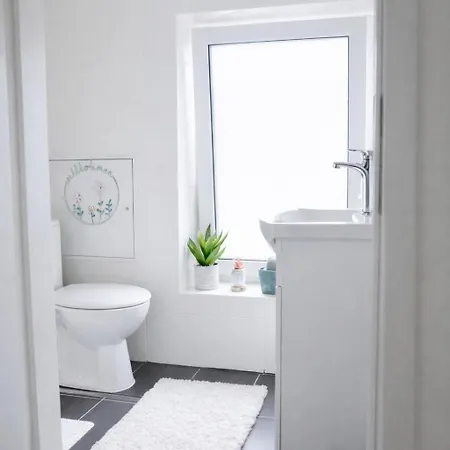 Appartement 5 - Komfort & Guenstig *