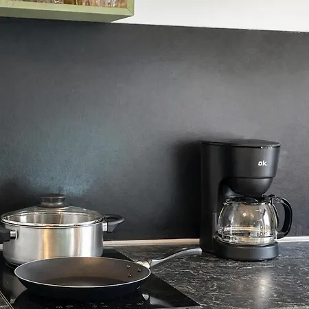 5 - Komfort & Guenstig برلين